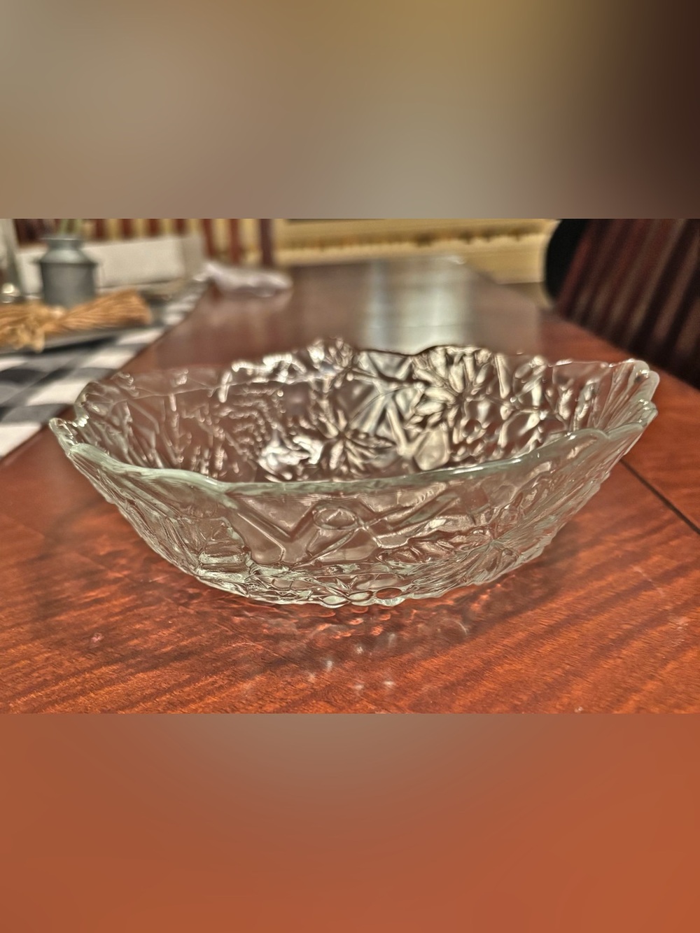 Mallory collection by Cristal D'Arques - Durand, 8in Plate, 6in Bowl - Picture 4 of 6
